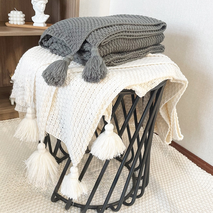 Ins Nordic-style knitted fringed woolen casual sofa blanket