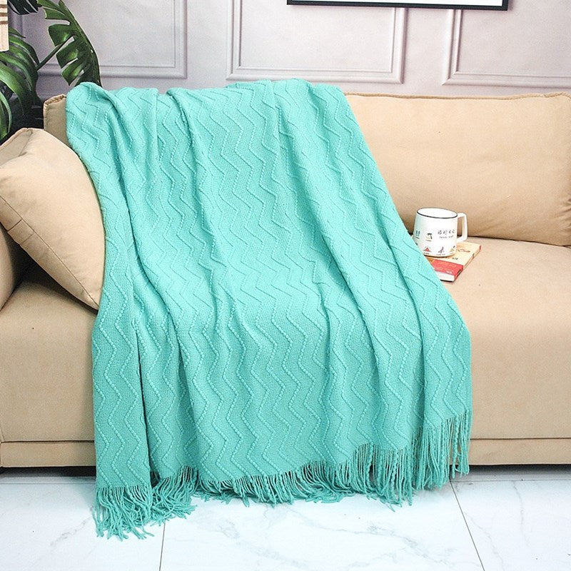 Harstad - Stickad pläd med sicksackmönster