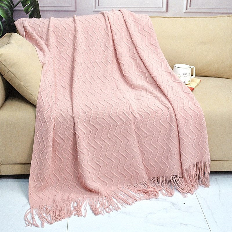 Harstad - Stickad pläd med sicksackmönster